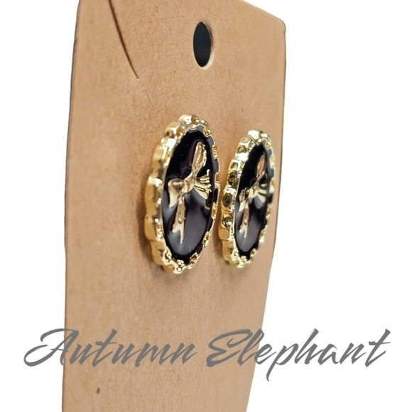 NWT Bow Post Earrings - Picture 5 of 5